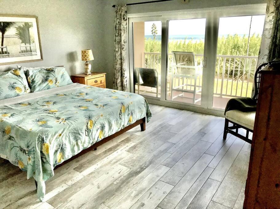 Beach Living At Its Best! Коко Бийч Екстериор снимка